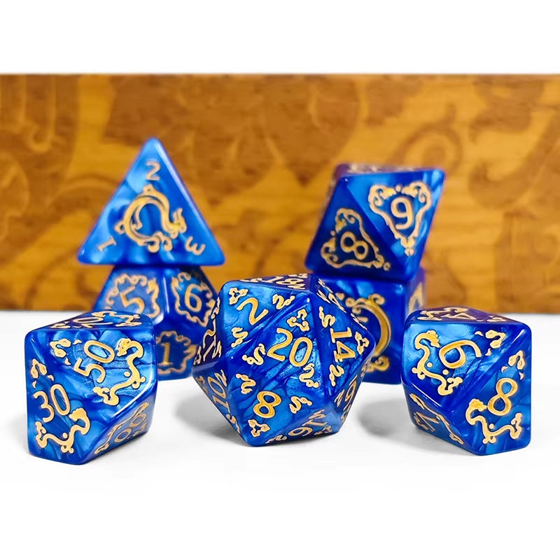 DND Dice 7Pcs/Set Dragon Pattern Polyhedral Dices Role Playing D&D TRPG Board Game Dice as Gift Entertainment Accessories