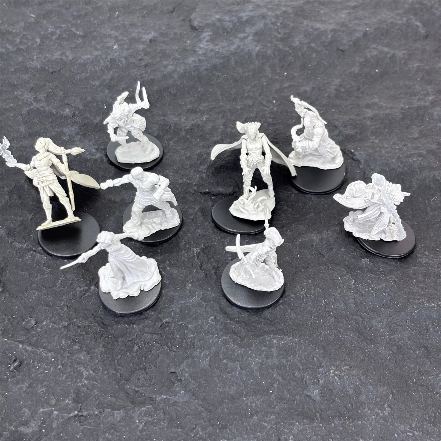 Pathfinder Board Game Dungeons Miniatures Male Elf Human Fighter Dwarf Barbarian Rust Monster Half Orc Role Playing Figures