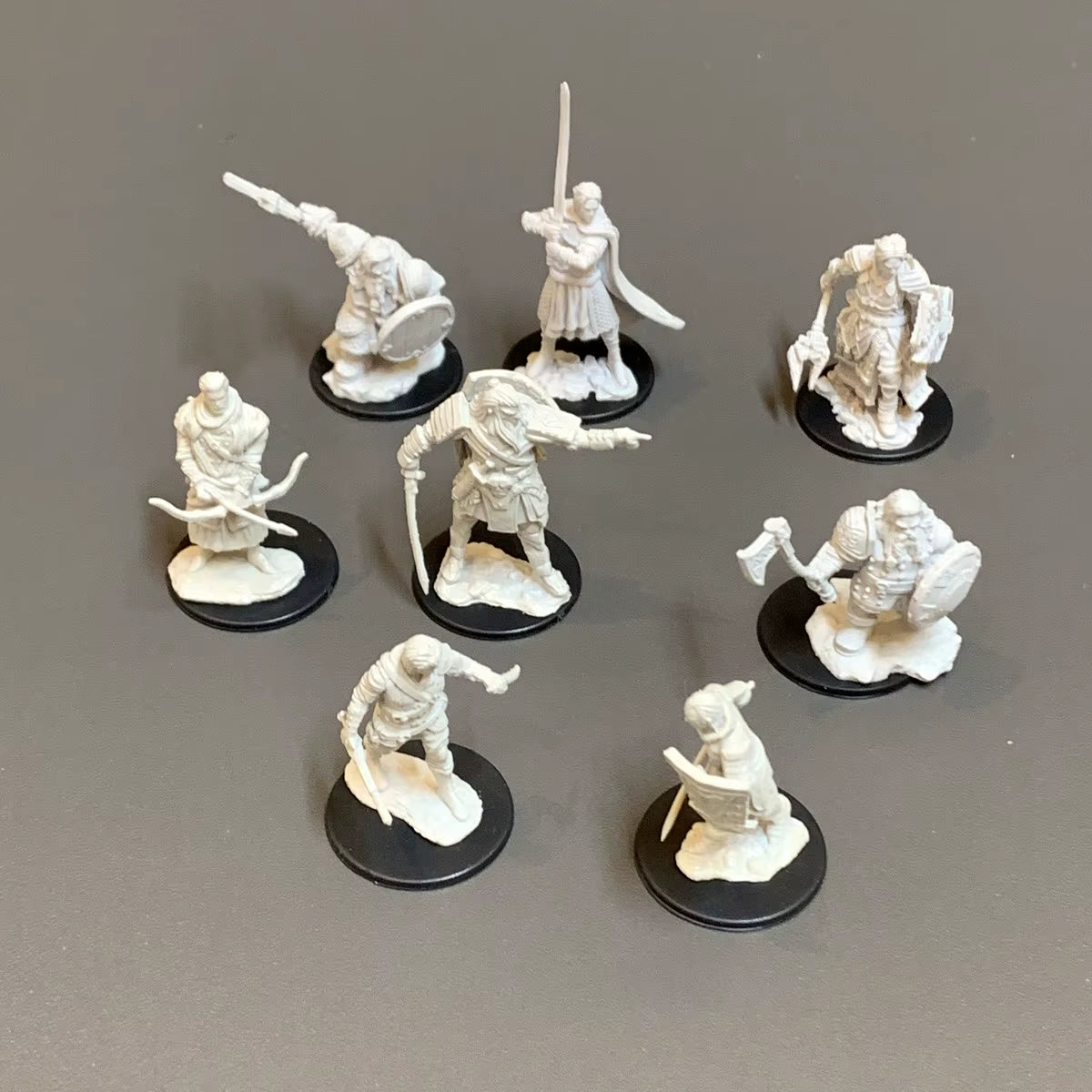 Pathfinder Board Game Dungeons Miniatures Male Elf Human Fighter Dwarf Barbarian Rust Monster Half Orc Role Playing Figures