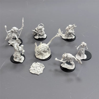 Pathfinder Board Game Dungeons Miniatures Male Elf Human Fighter Dwarf Barbarian Rust Monster Half Orc Role Playing Figures