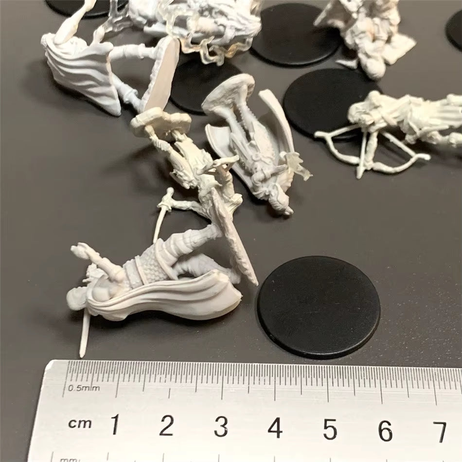 Pathfinder Board Game Dungeons Miniatures Male Elf Human Fighter Dwarf Barbarian Rust Monster Half Orc Role Playing Figures