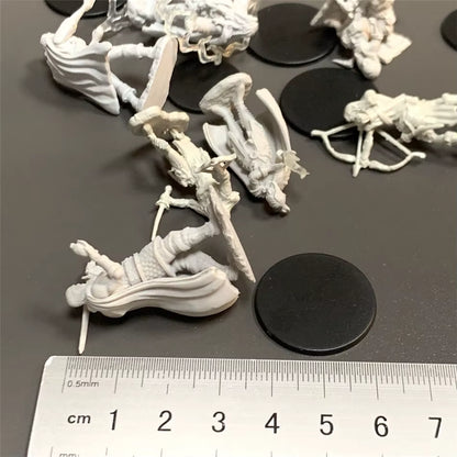 Pathfinder Board Game Dungeons Miniatures Male Elf Human Fighter Dwarf Barbarian Rust Monster Half Orc Role Playing Figures