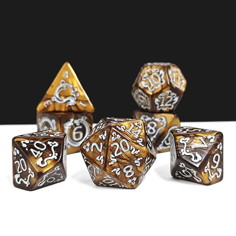 DND Dice 7Pcs/Set Dragon Pattern Polyhedral Dices Role Playing D&D TRPG Board Game Dice as Gift Entertainment Accessories